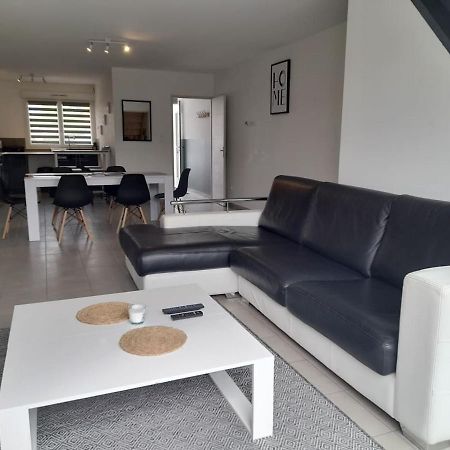 Logement De 100M2 Avec Terrasse Wardrecques Extérieur photo
